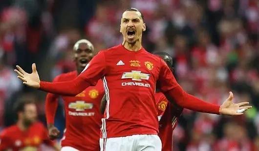 围和表现 围和表现